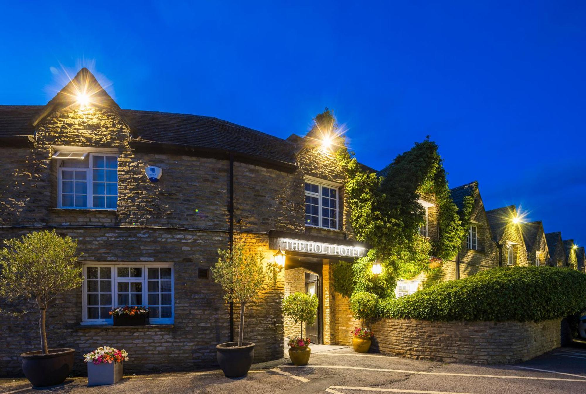 The Holt Hotel Steeple Aston Exterior foto