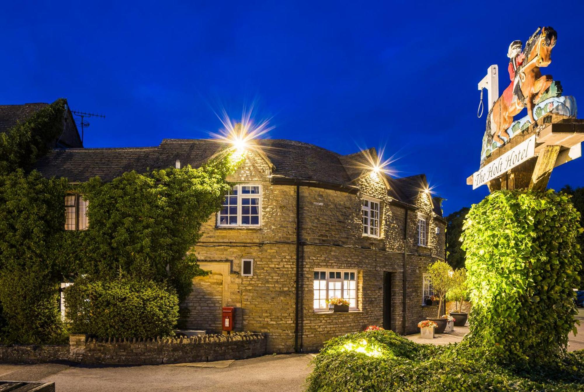 The Holt Hotel Steeple Aston Exterior foto